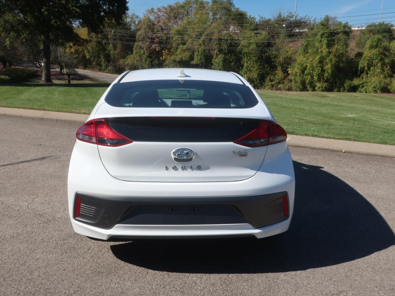 Hyundai Ioniq Hybrid Blue 2020