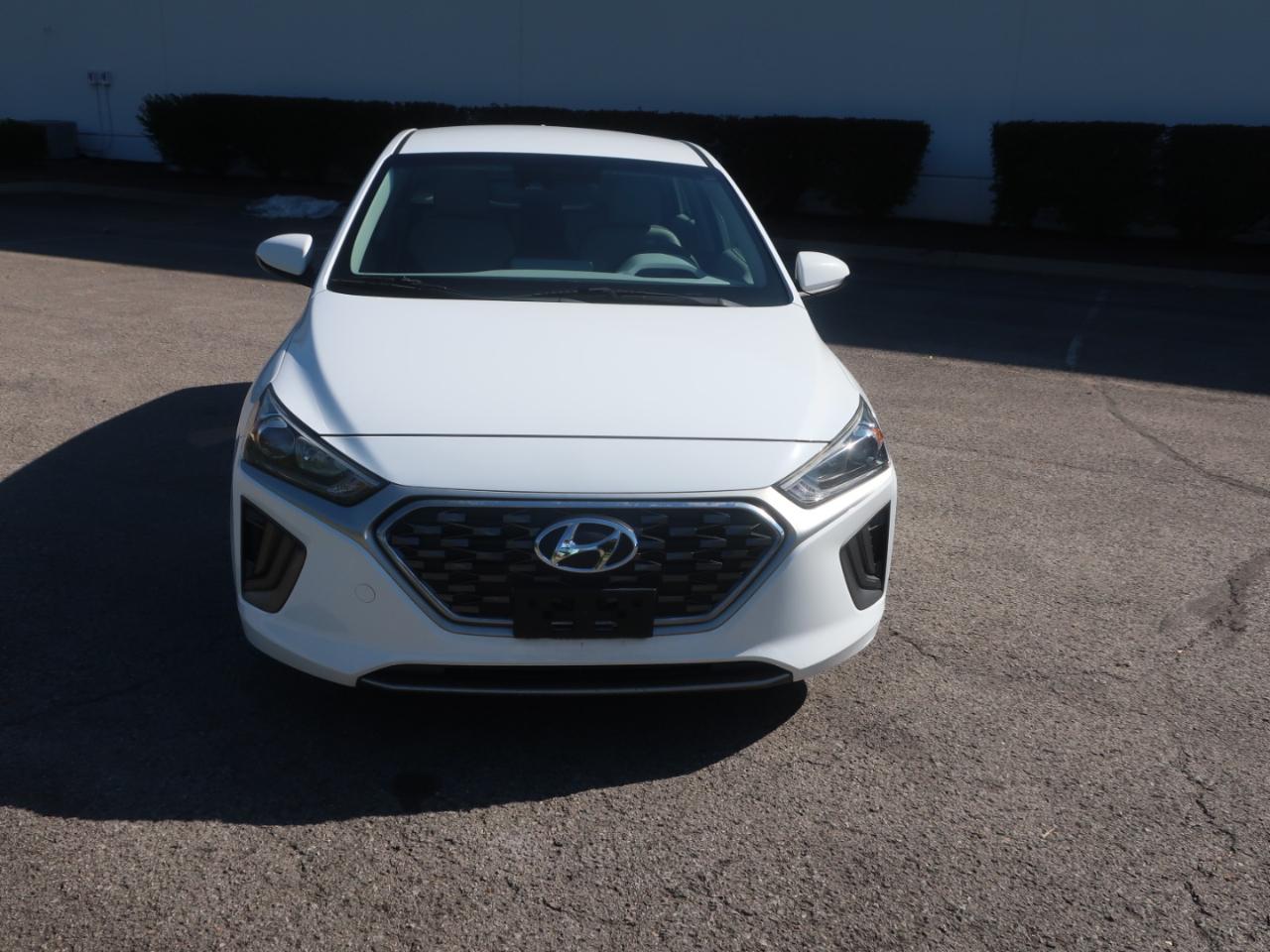Hyundai Ioniq Hybrid Blue 2020