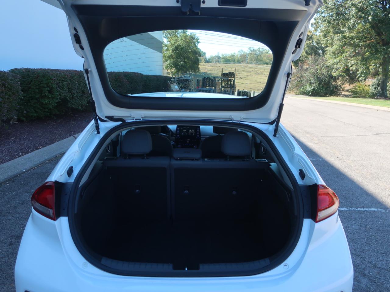 Hyundai Ioniq Hybrid Blue 2020