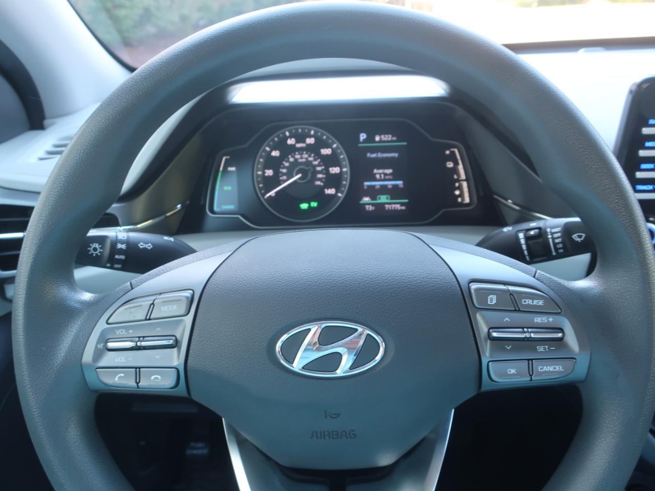 Hyundai Ioniq Hybrid Blue 2020