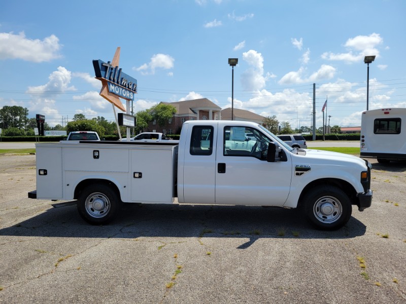 Ford F-250 SD XL SuperCab 2WD 2010