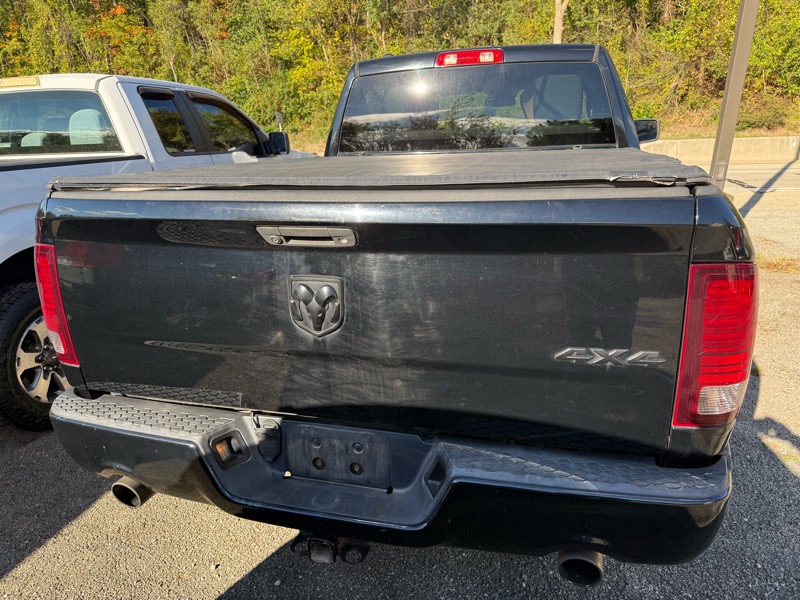 2015 Ram 1500 Tradesman photo 4