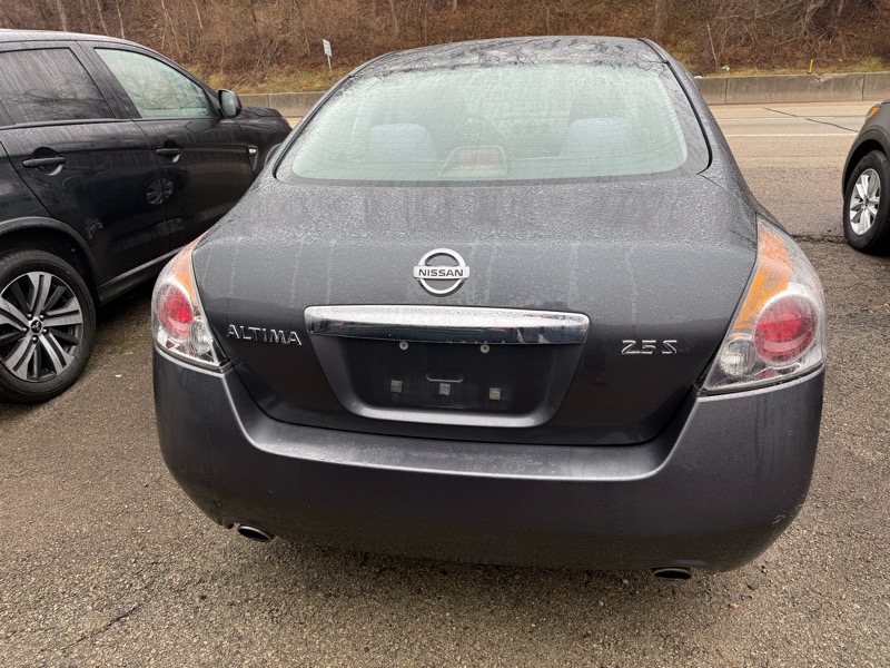 Nissan Altima 2.5 S 2011