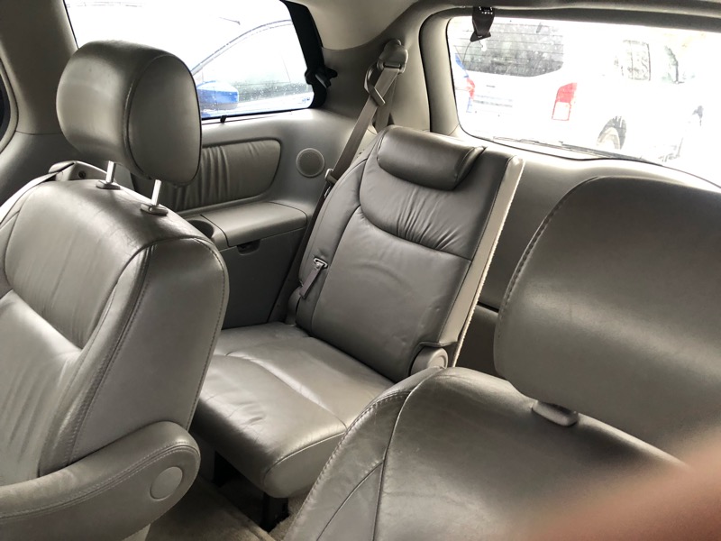 Toyota Sienna XLE 2005
