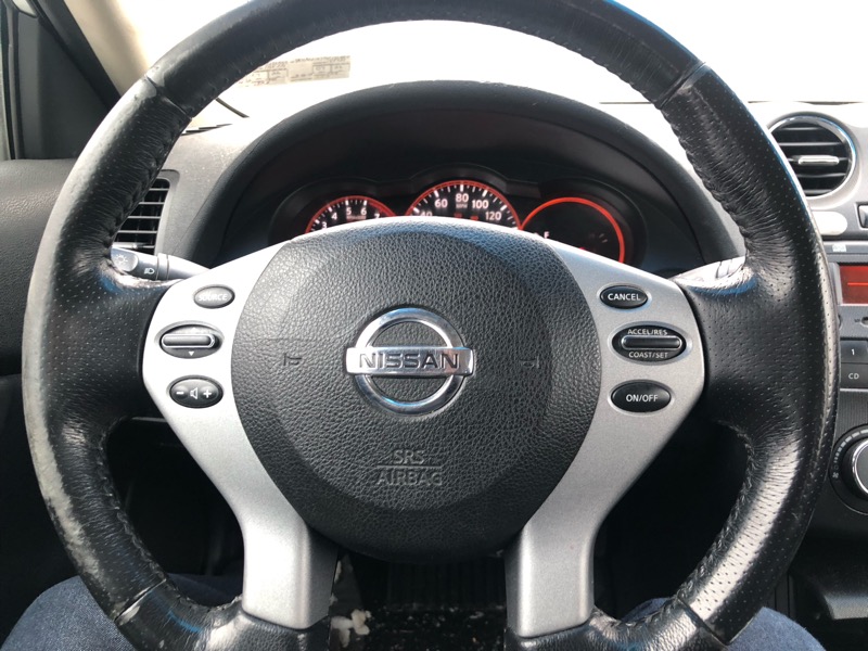 Nissan Altima  2009