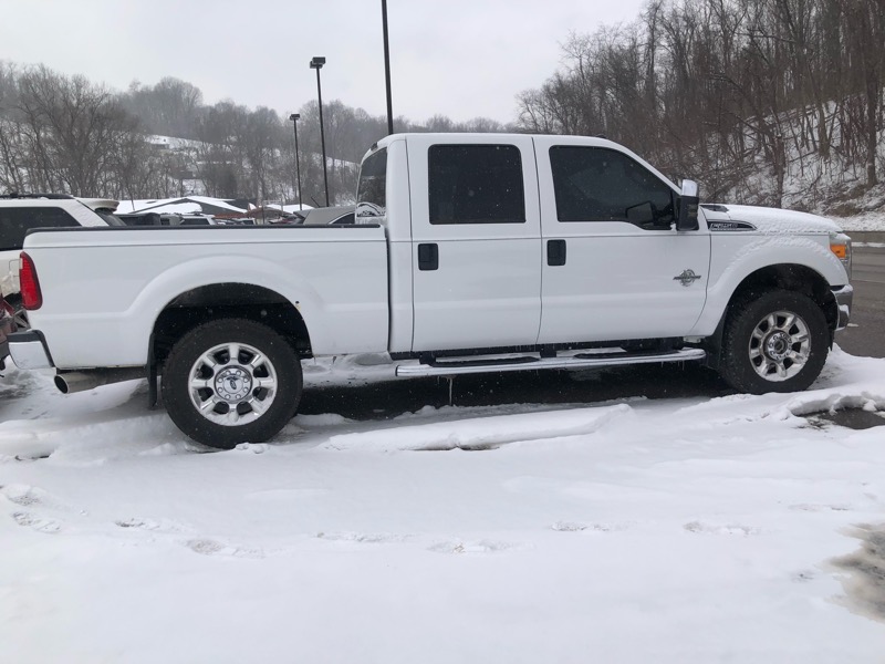 Ford F-250 SD XLT Crew Cab Long Bed 4WD 2016