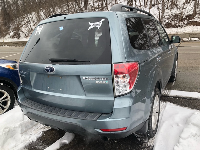 Subaru Forester 2.5X Limited 2010