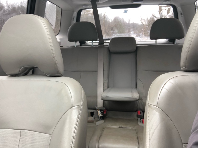 Subaru Forester 2.5X Limited 2010