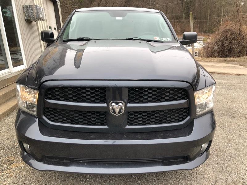 RAM 1500 Tradesman Quad Cab 4WD 2015