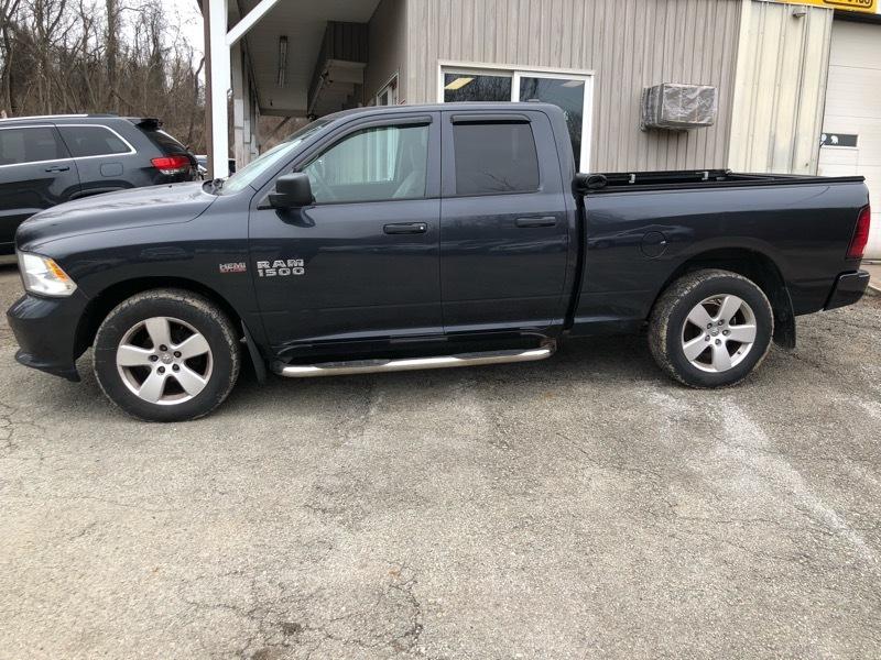 RAM 1500 Tradesman Quad Cab 4WD 2015