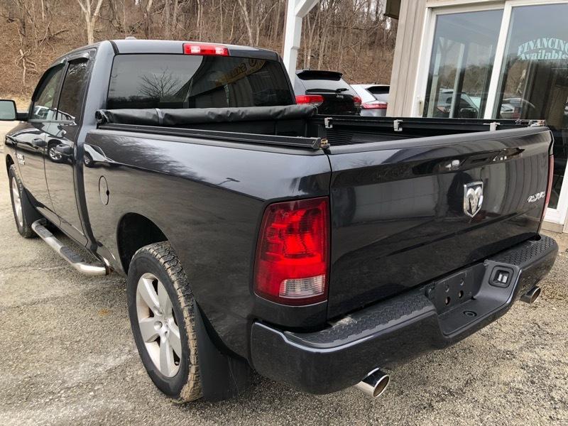 RAM 1500 Tradesman Quad Cab 4WD 2015