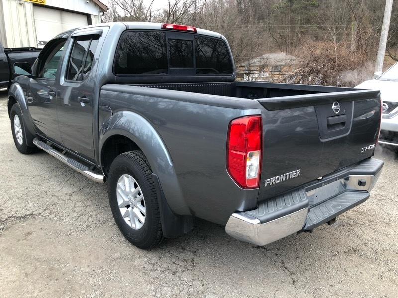 Nissan Frontier SL Crew Cab 5AT 4WD 2018