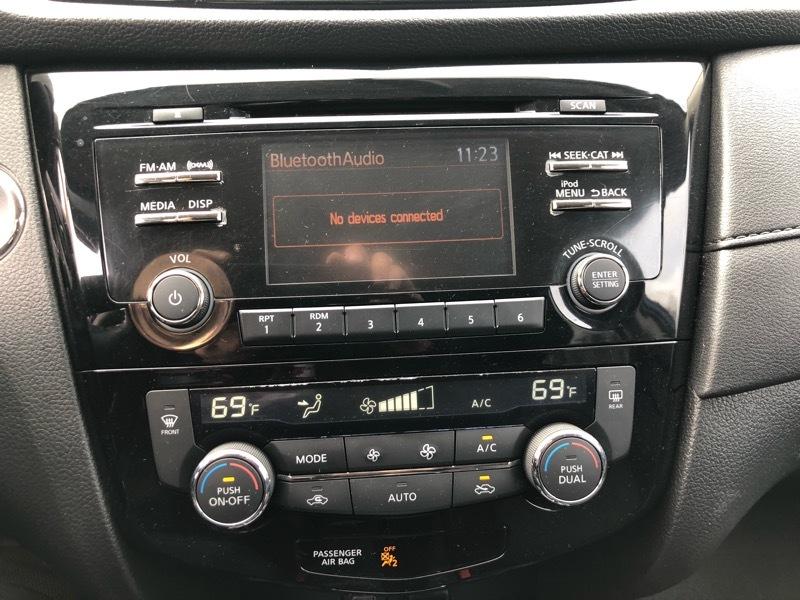 Nissan Rogue SV AWD 2017