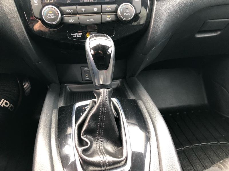 Nissan Rogue SV AWD 2017