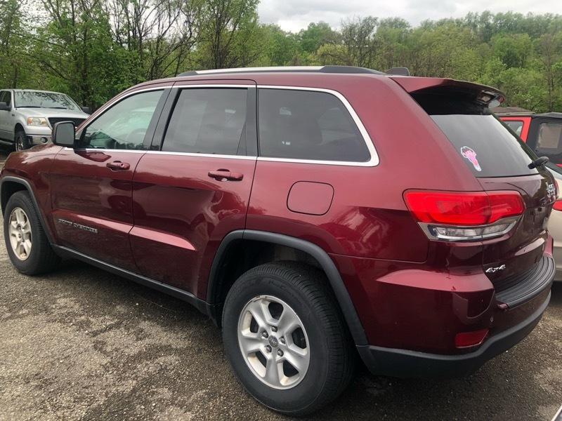 Jeep Grand Cherokee Laredo 4WD 2017