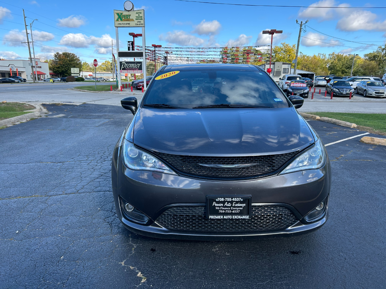 Chrysler Pacifica Touring FWD 2020