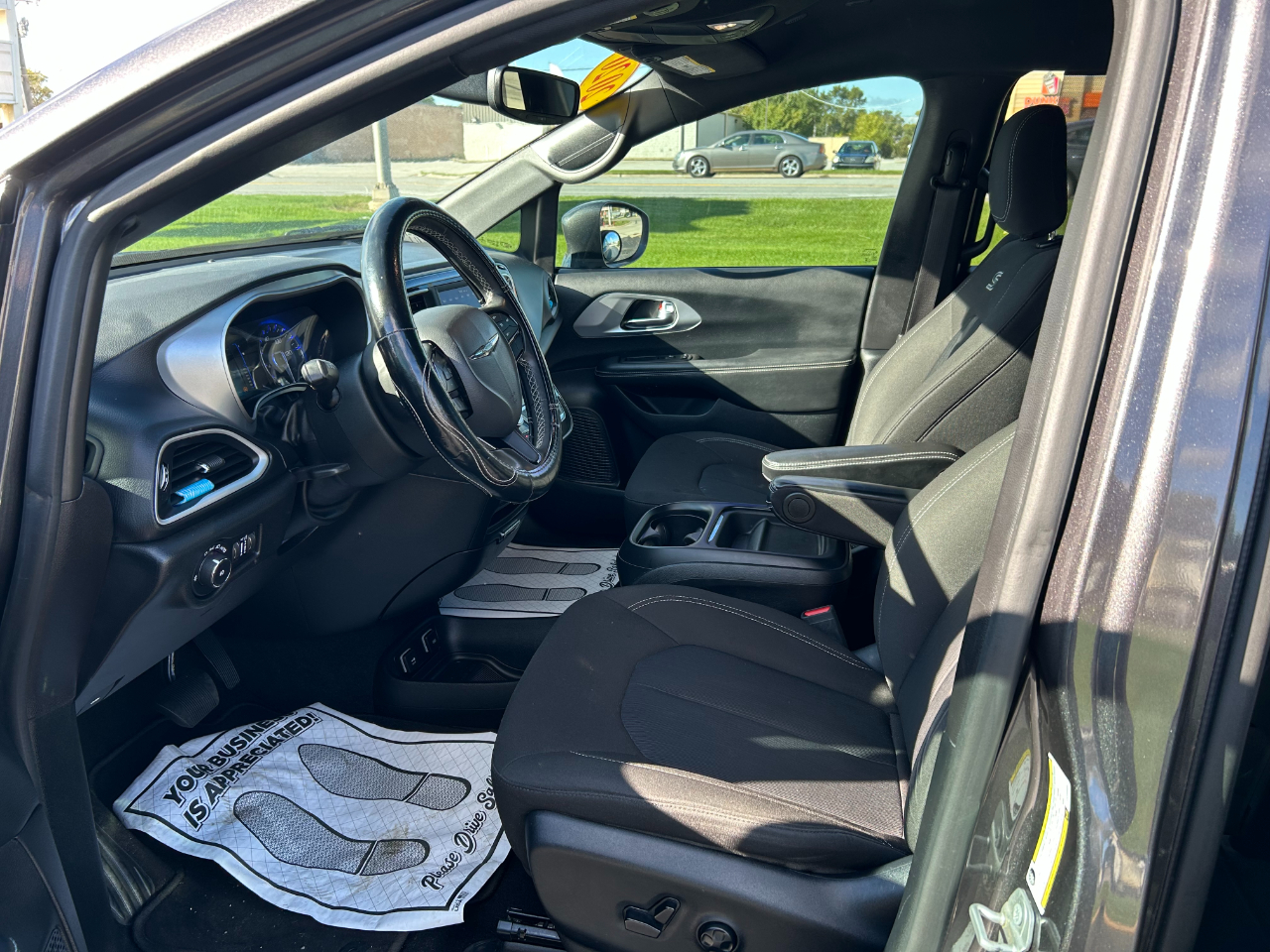 Chrysler Pacifica Touring FWD 2020