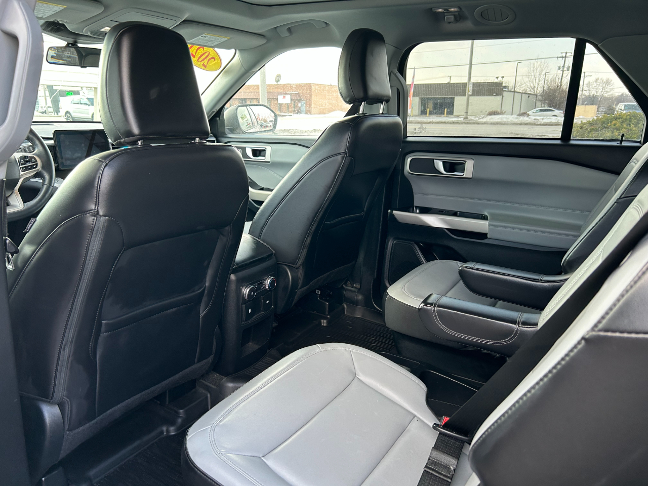 Ford Explorer XLT 4WD 2021