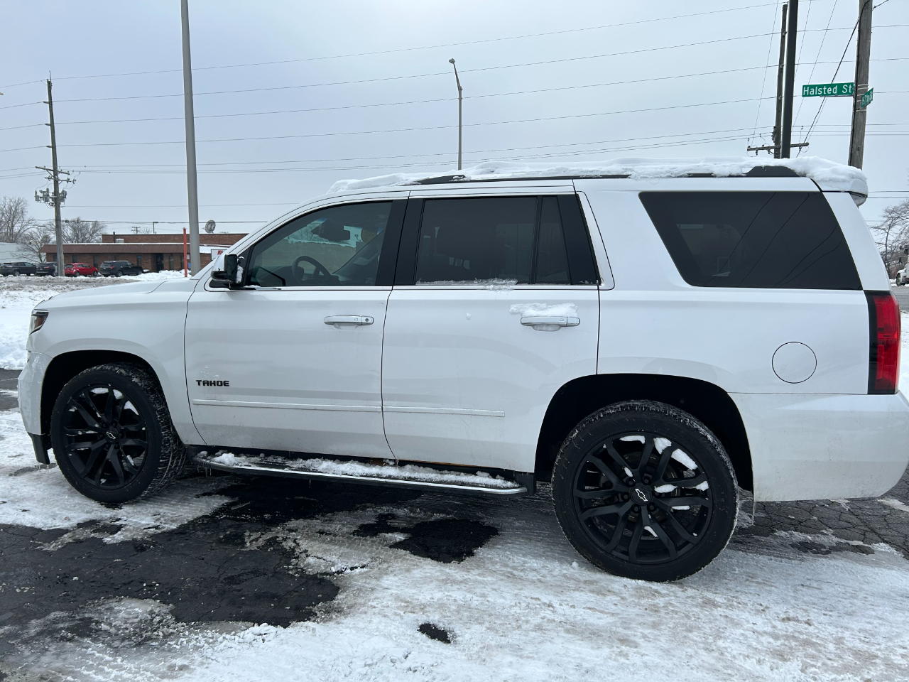 Chevrolet Tahoe 4WD 4dr Premier 2017