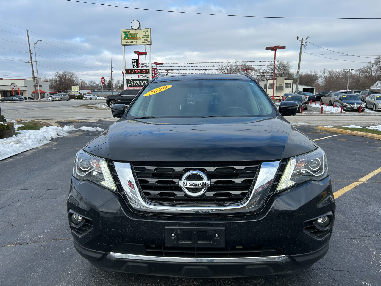 Nissan Pathfinder FWD Platinum 2020