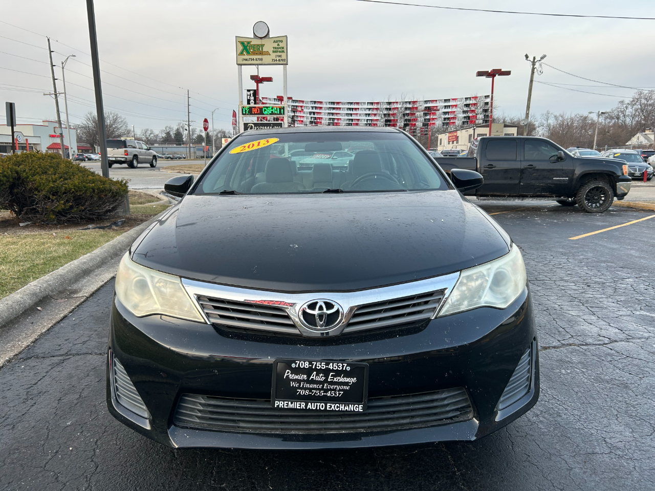 Toyota Camry 4dr Sdn I4 Auto XLE (Natl) 2013