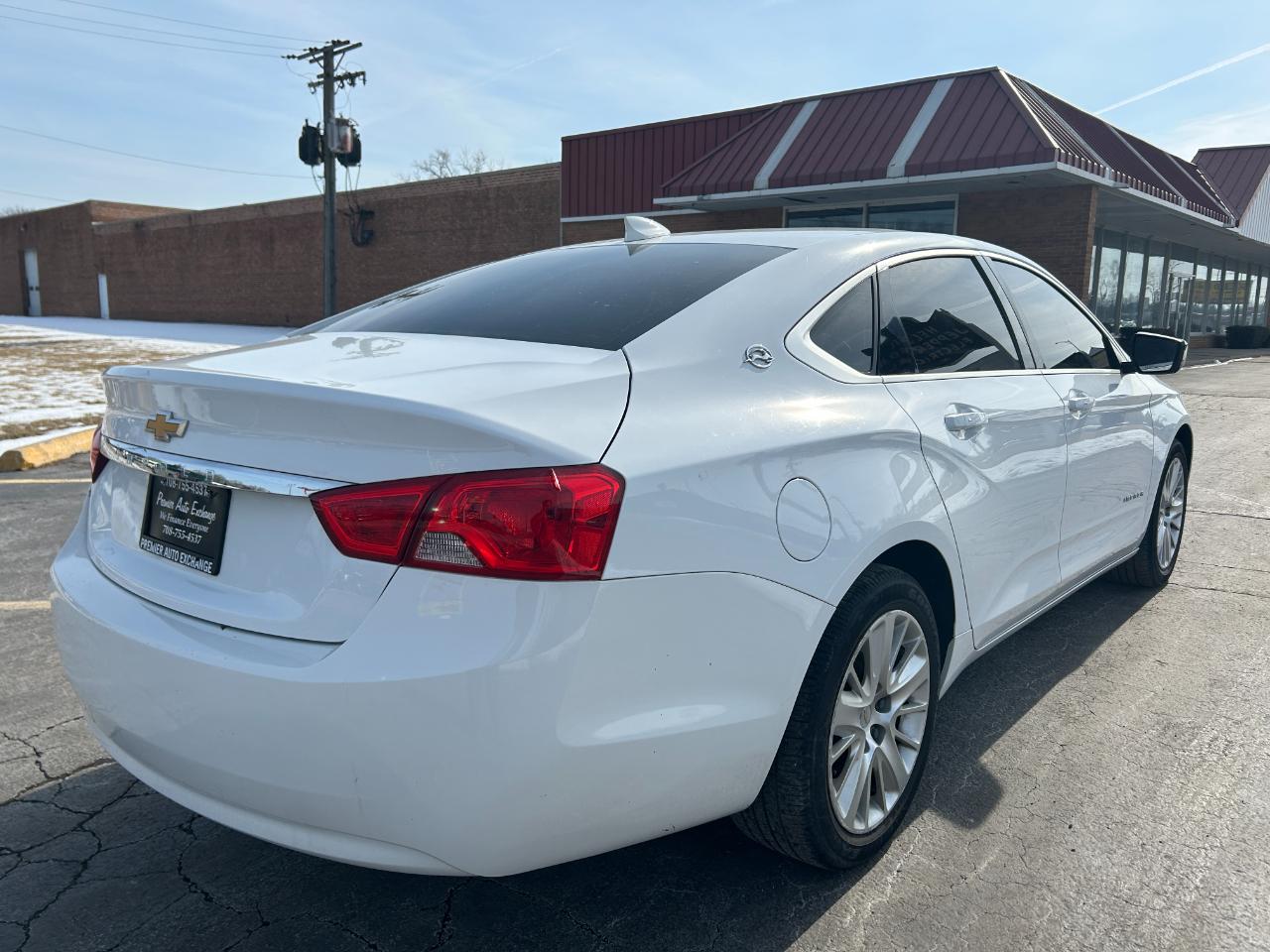 Chevrolet Impala 4dr Sdn LS w/1FL 2018