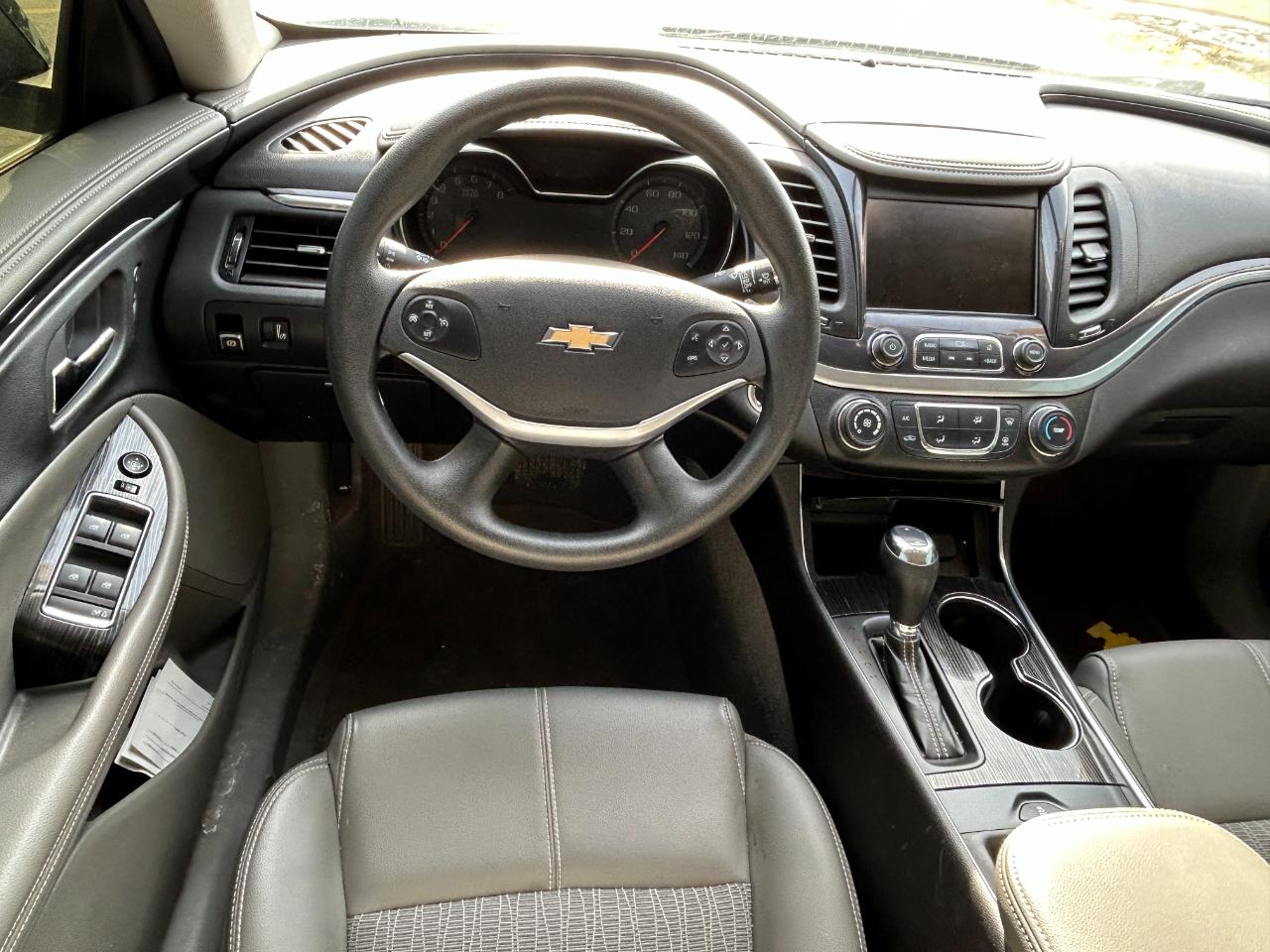 Chevrolet Impala 4dr Sdn LS w/1FL 2018