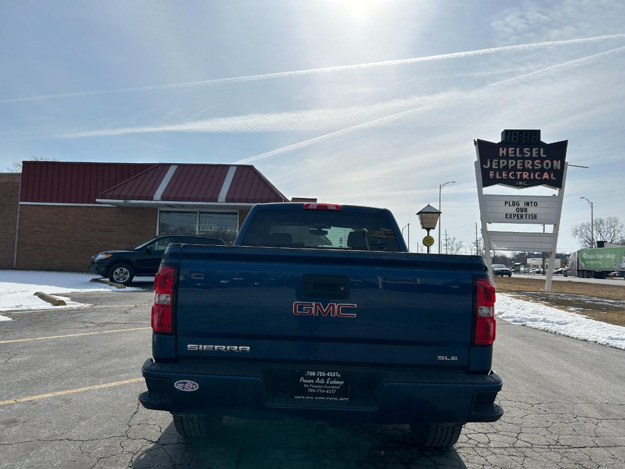 GMC Sierra 1500 4WD Double Cab 143.5" SLE 2017