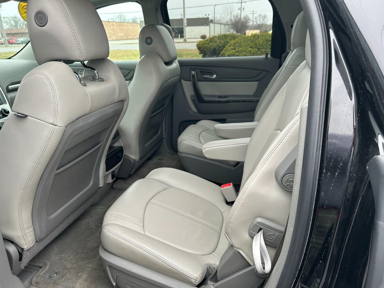 GMC Acadia AWD 4dr SLT w/SLT-1 2016