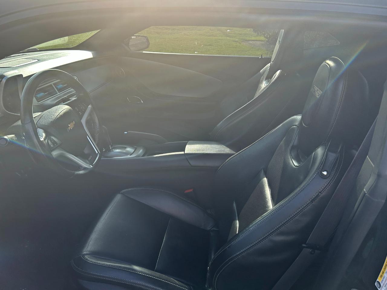 Chevrolet Camaro 2dr Cpe SS w/2SS 2015