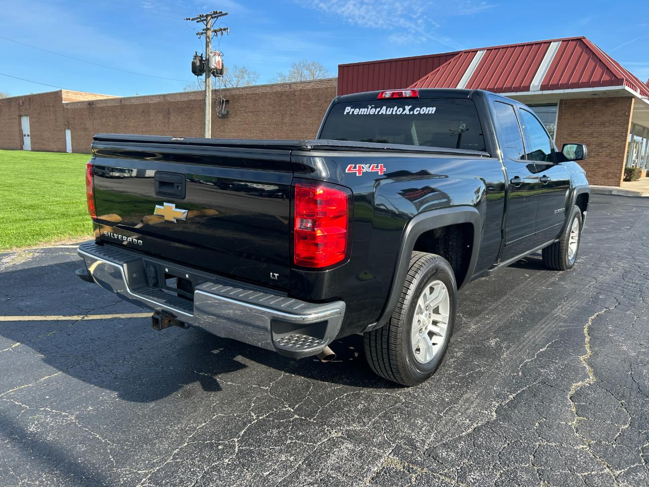 Chevrolet Silverado 1500 4WD Double Cab 143.5" LT w/1LT 2015