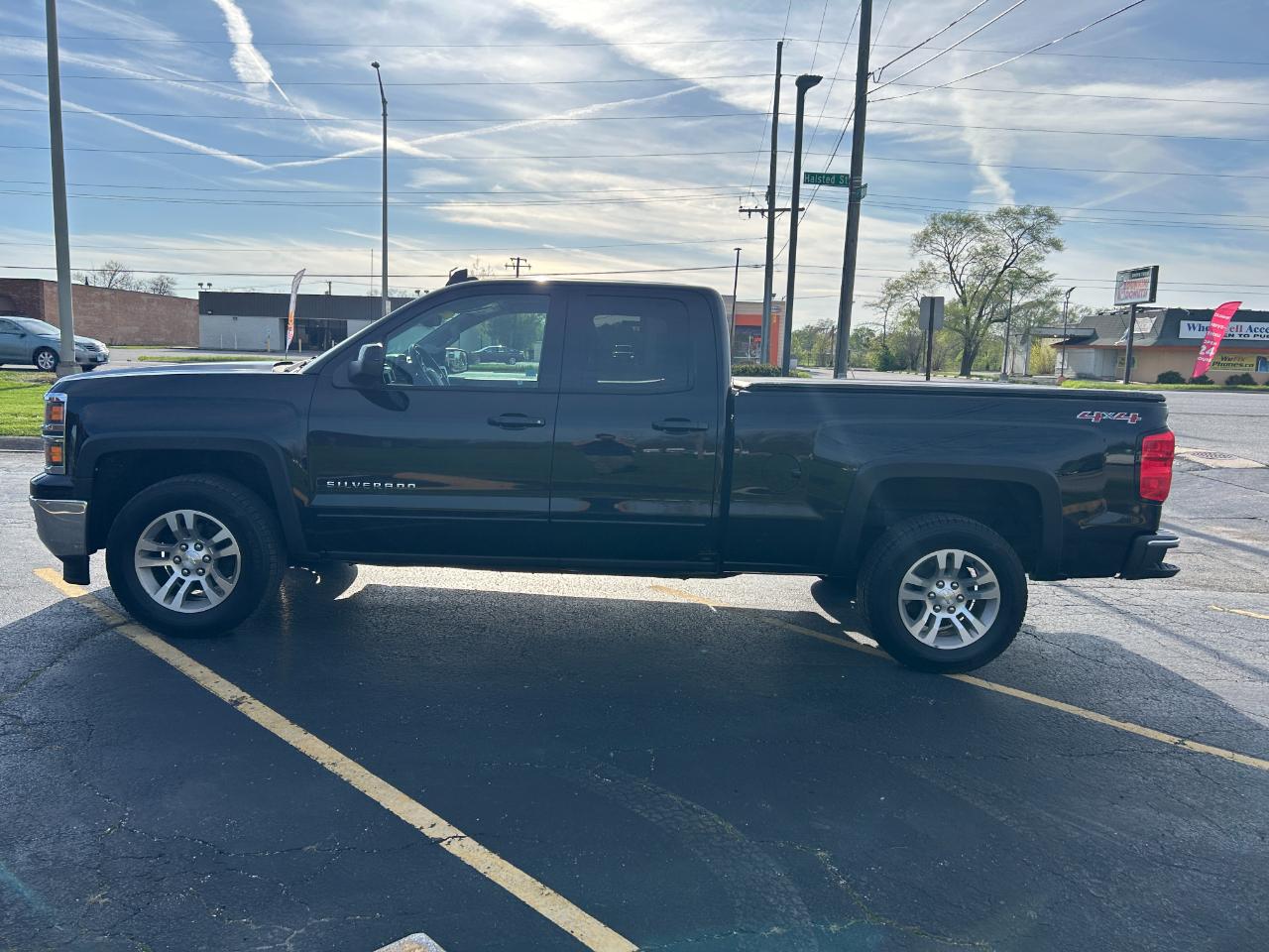 Chevrolet Silverado 1500 4WD Double Cab 143.5" LT w/1LT 2015