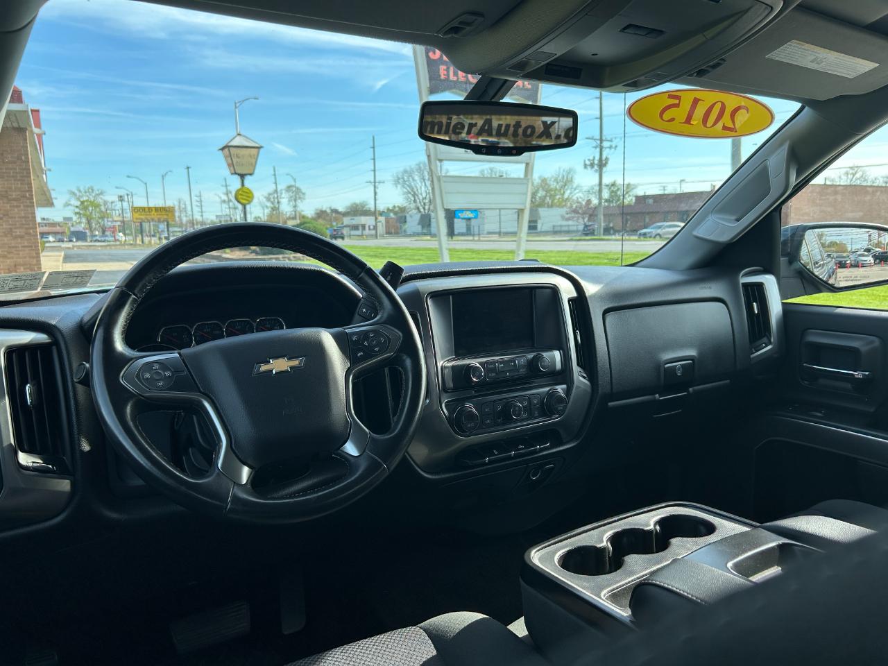 Chevrolet Silverado 1500 4WD Double Cab 143.5" LT w/1LT 2015