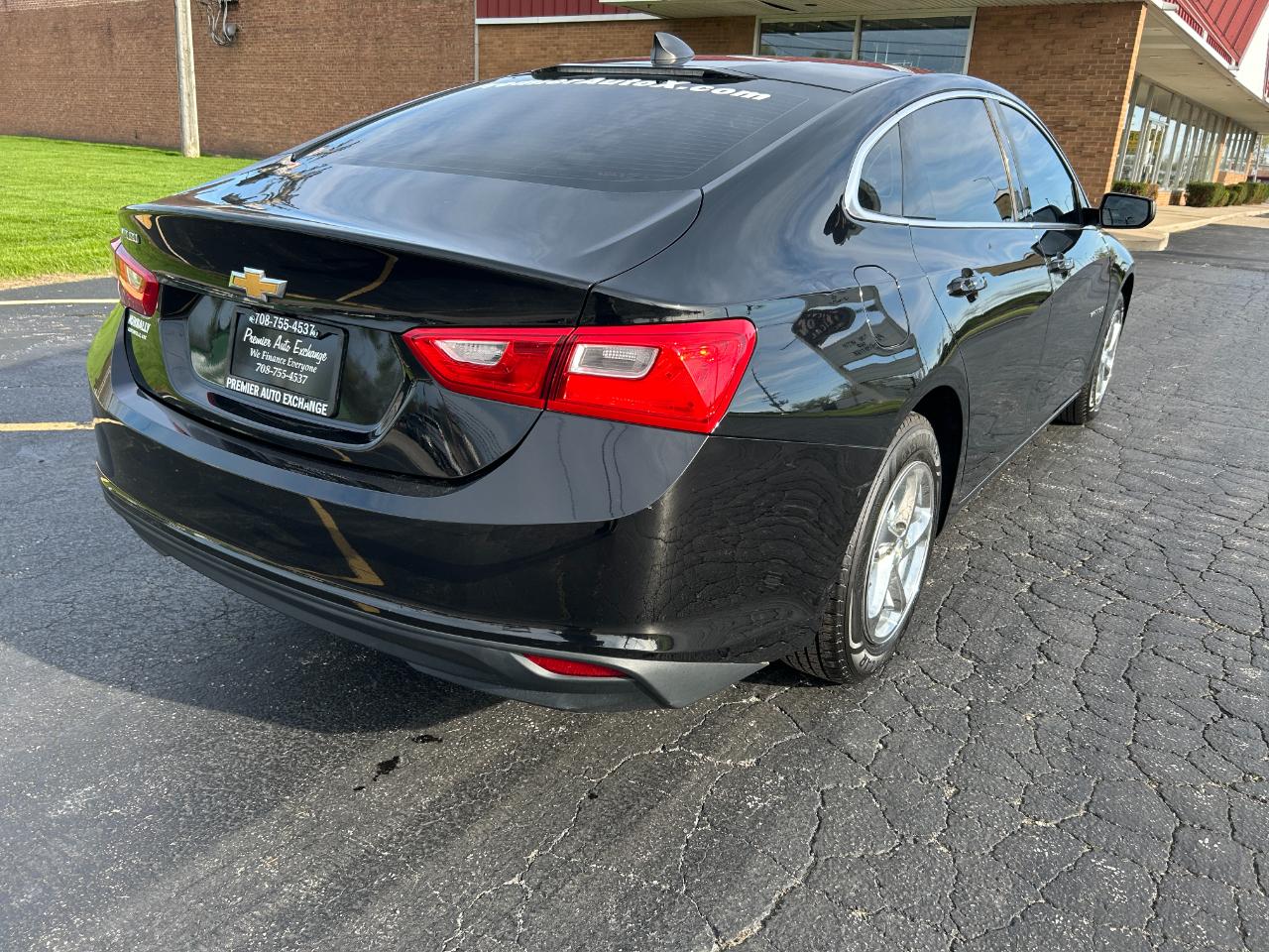 Chevrolet Malibu 4dr Sdn LT 2021
