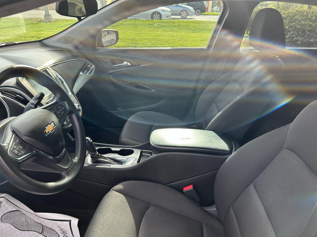Chevrolet Malibu 4dr Sdn LT 2021
