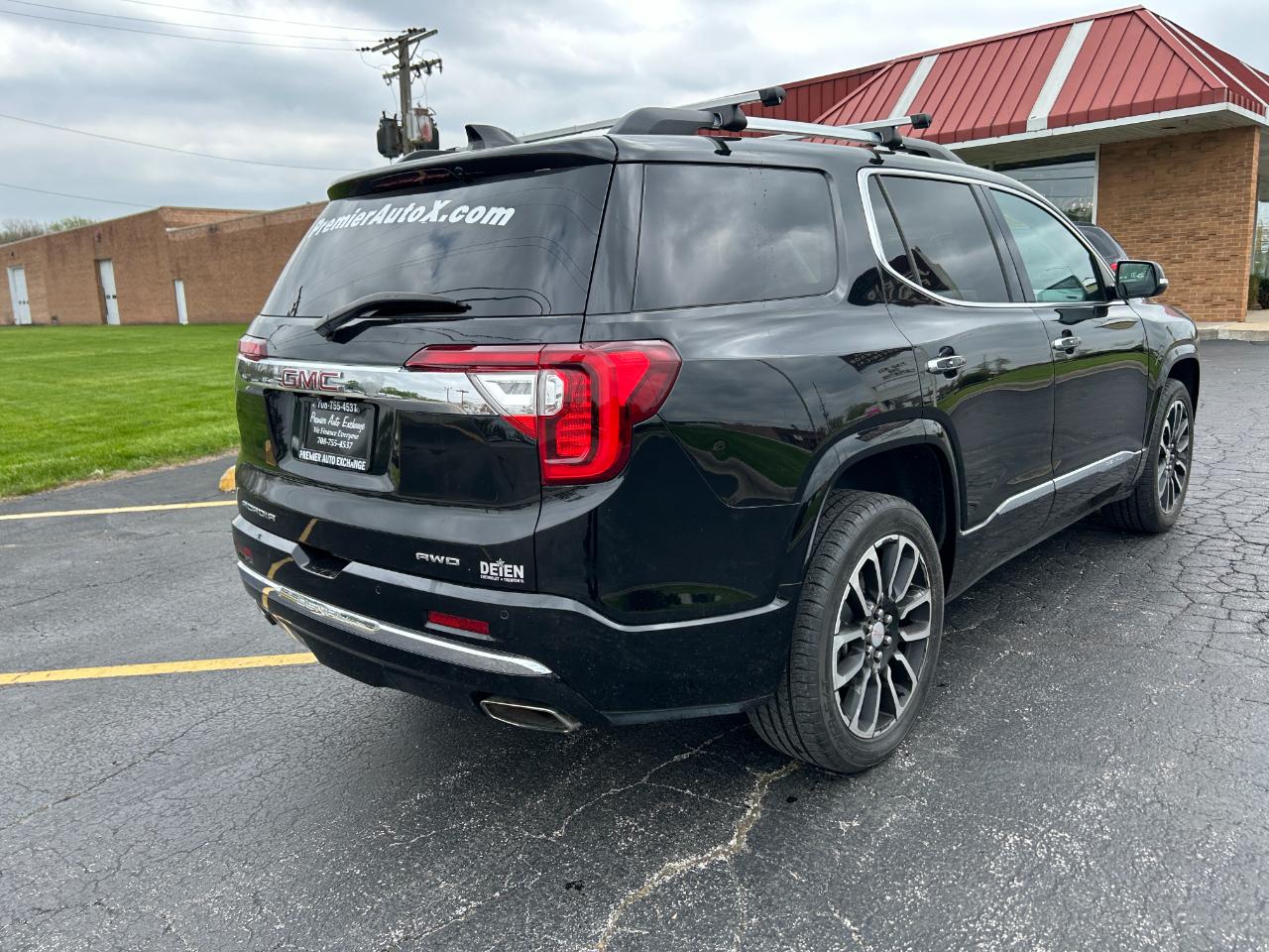 GMC Acadia FWD 4dr SLT w/SLT-1 2019