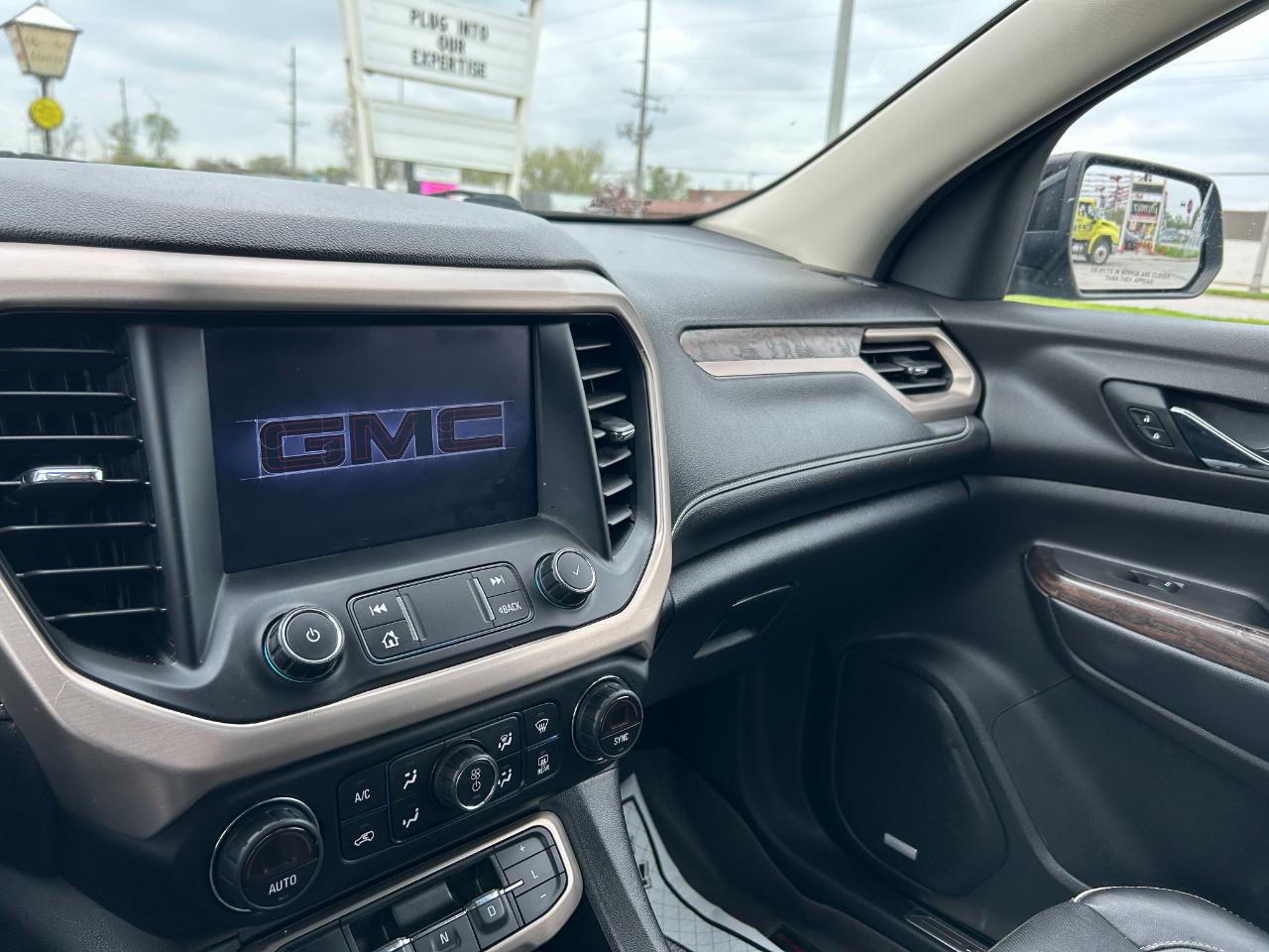 GMC Acadia FWD 4dr SLT w/SLT-1 2019