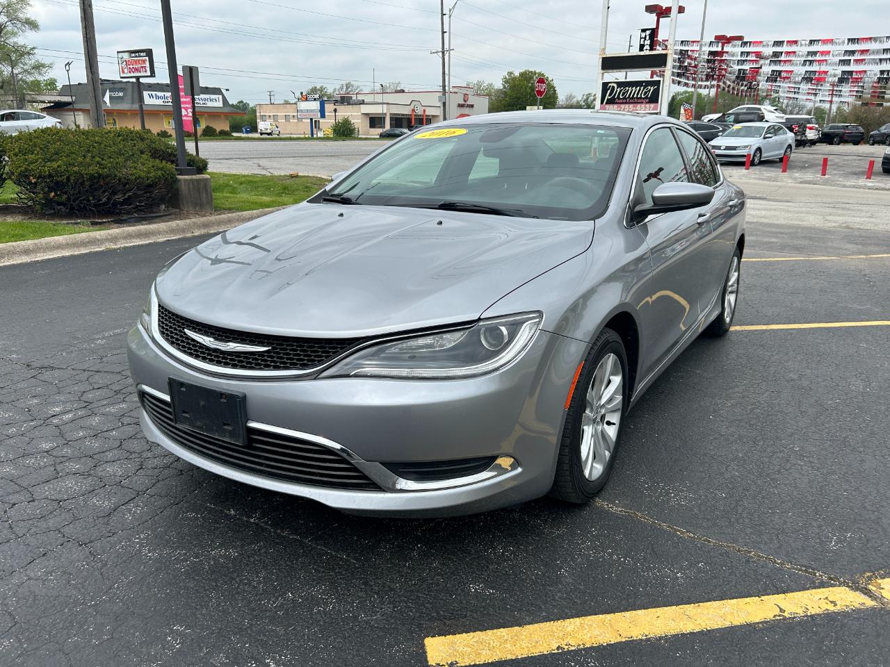 Chrysler 200 4dr Sdn Limited FWD 2016