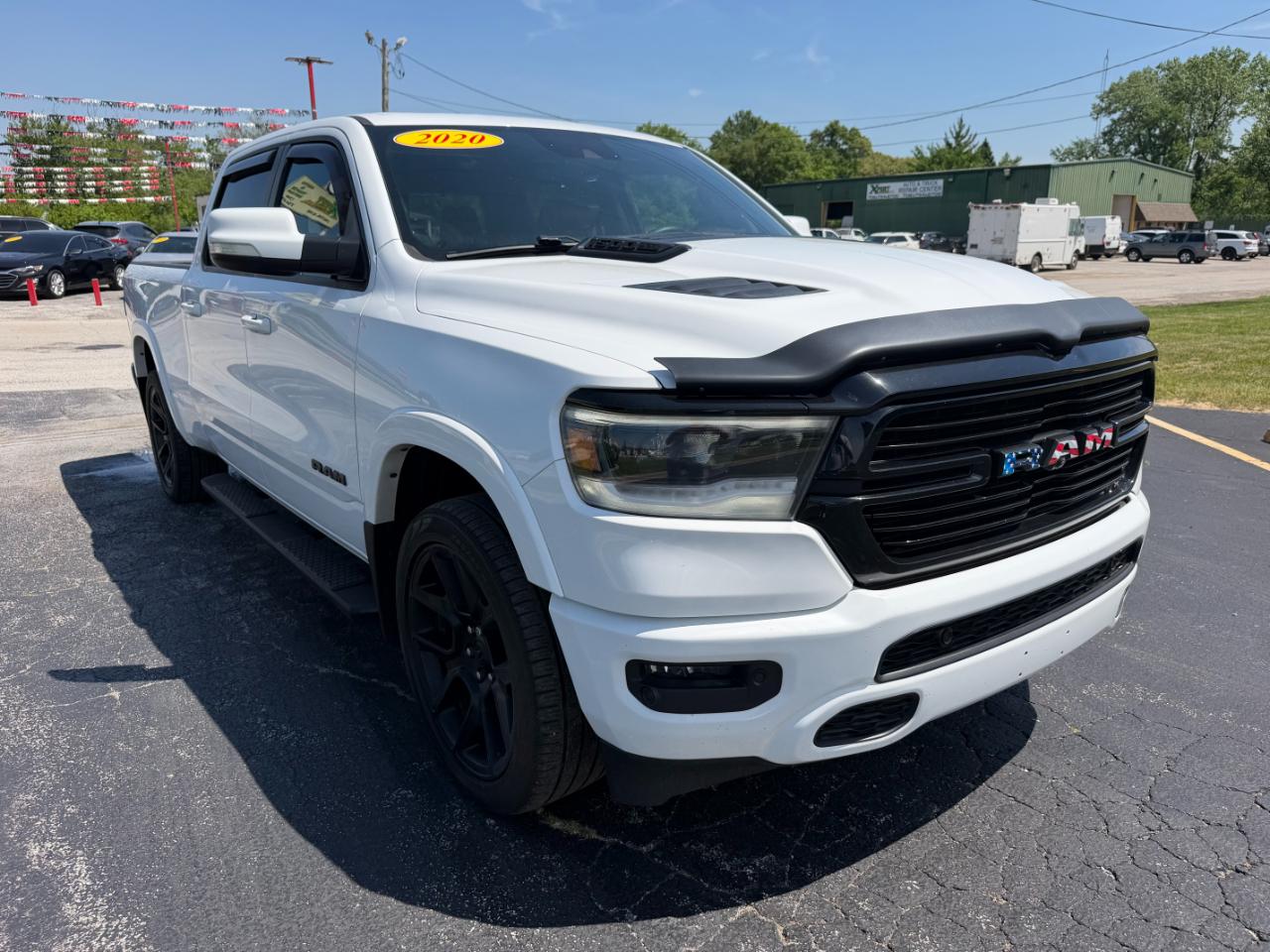 RAM 1500 Laramie 4x4 Crew Cab 6'4" Box 2020