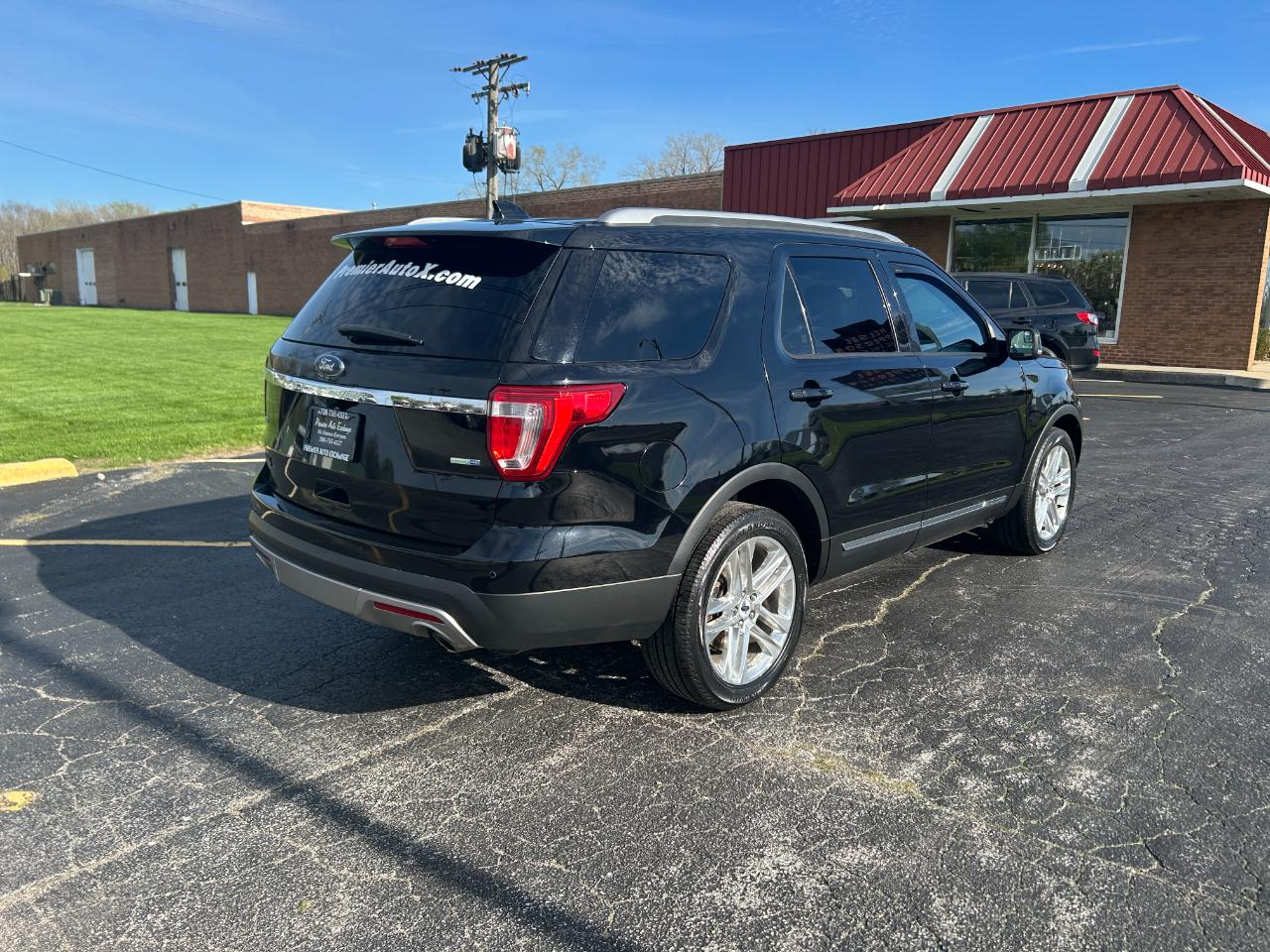 Ford Explorer 4WD 4dr XLT 2016
