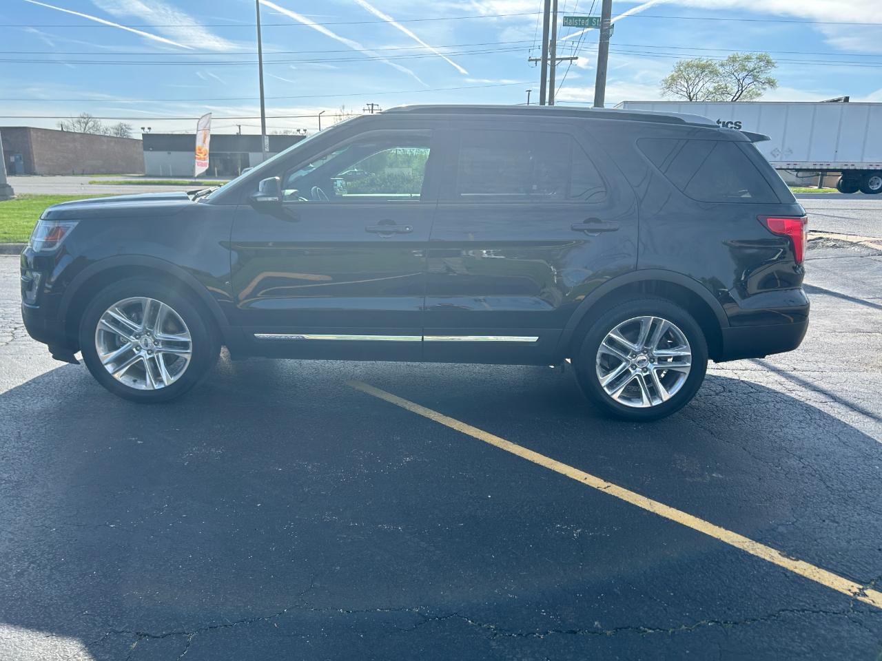 Ford Explorer 4WD 4dr XLT 2016