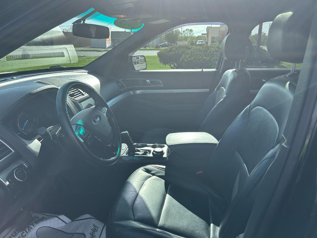 Ford Explorer 4WD 4dr XLT 2016