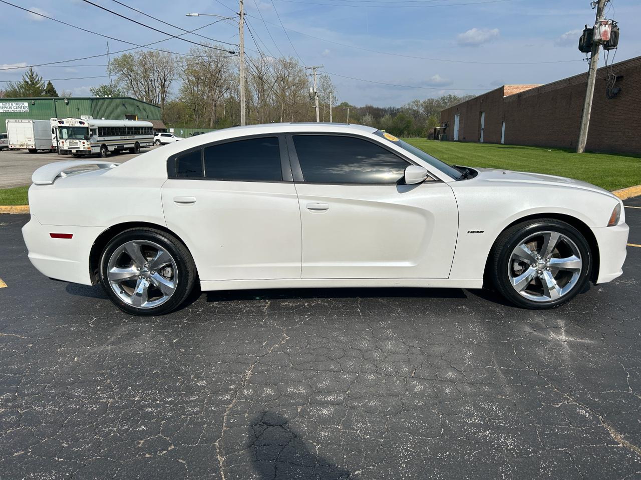 Dodge Charger 4dr Sdn RT Plus RWD 2013