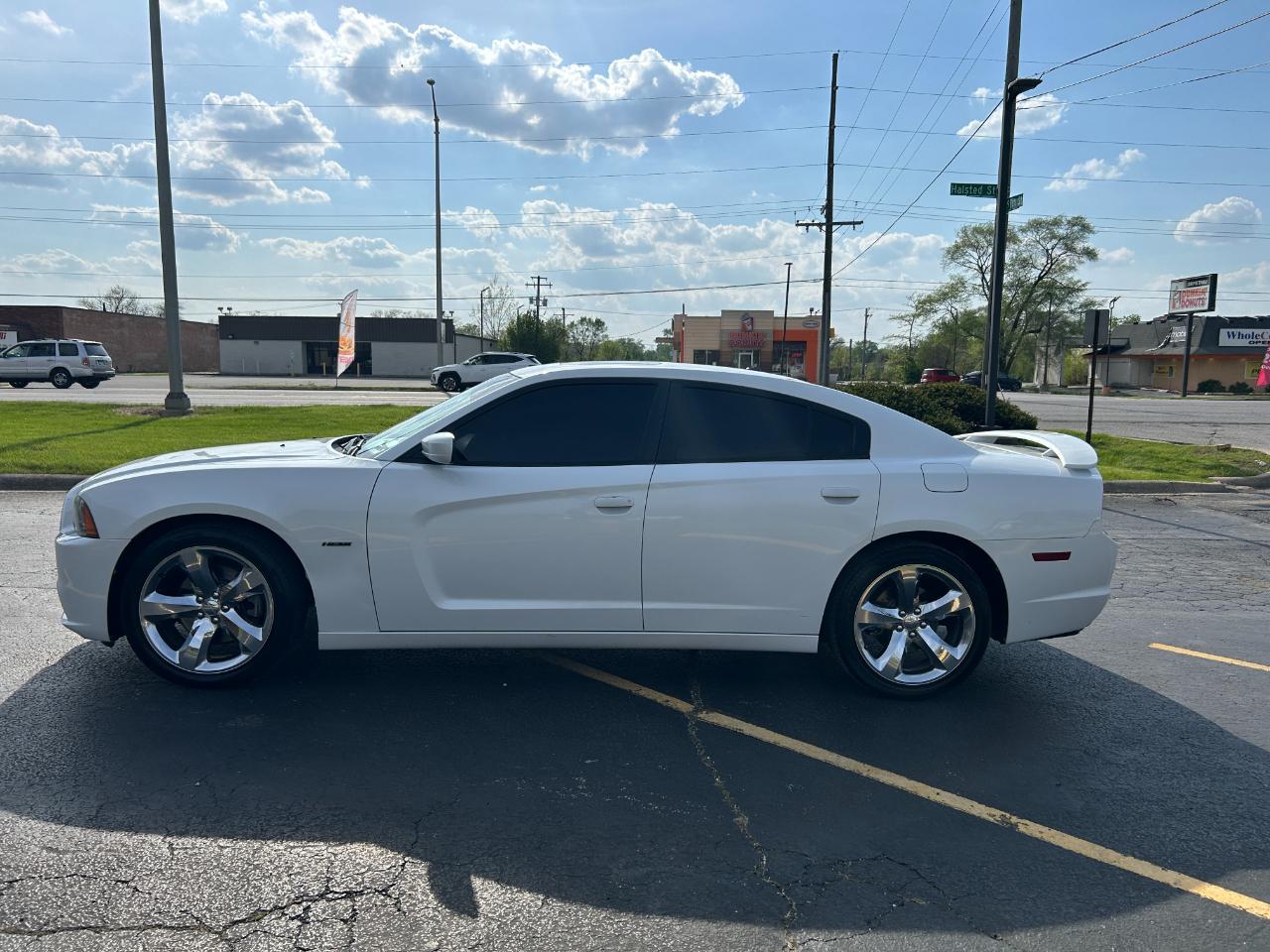 Dodge Charger 4dr Sdn RT Plus RWD 2013