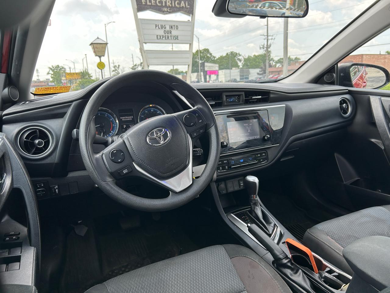 Toyota Corolla LE CVT (Natl) 2021