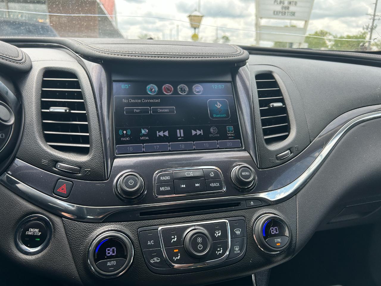 Chevrolet Impala 4dr Sdn Premier w/2LZ 2017