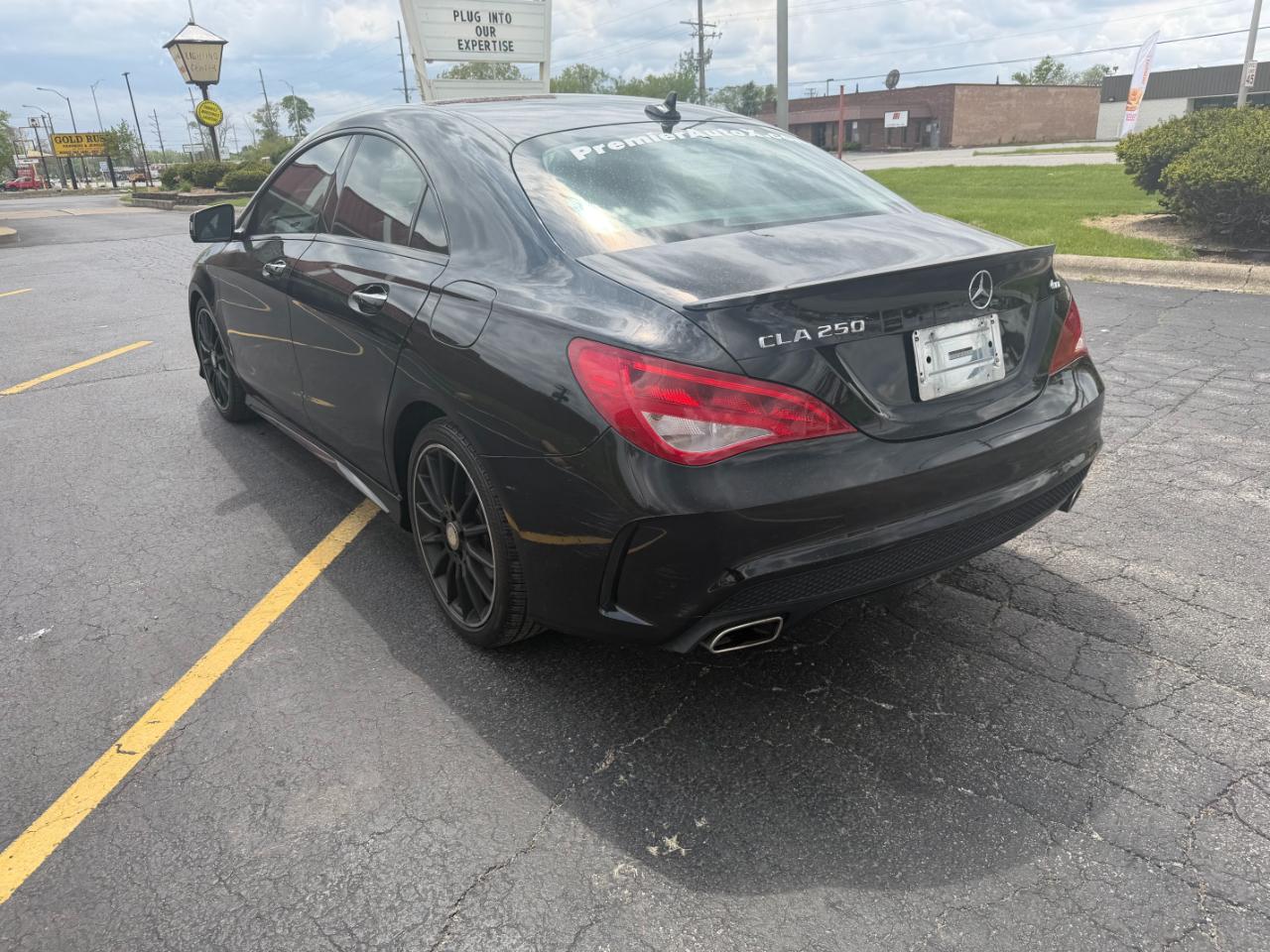 Mercedes-Benz CLA 4dr Sdn CLA 250 4MATIC 2016