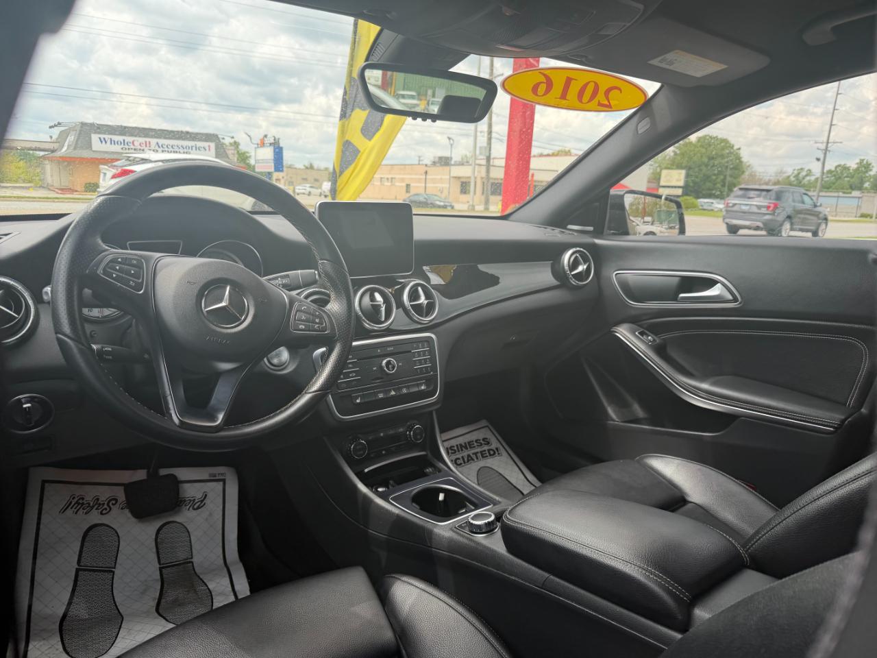 Mercedes-Benz CLA 4dr Sdn CLA 250 4MATIC 2016