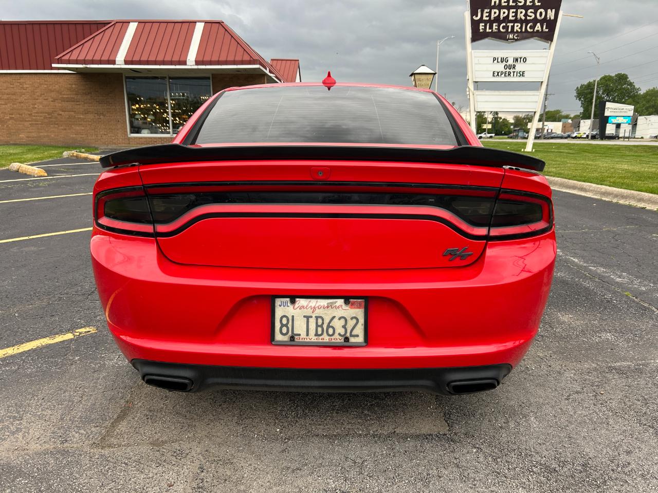 Dodge Charger 4dr Sdn RT RWD 2015