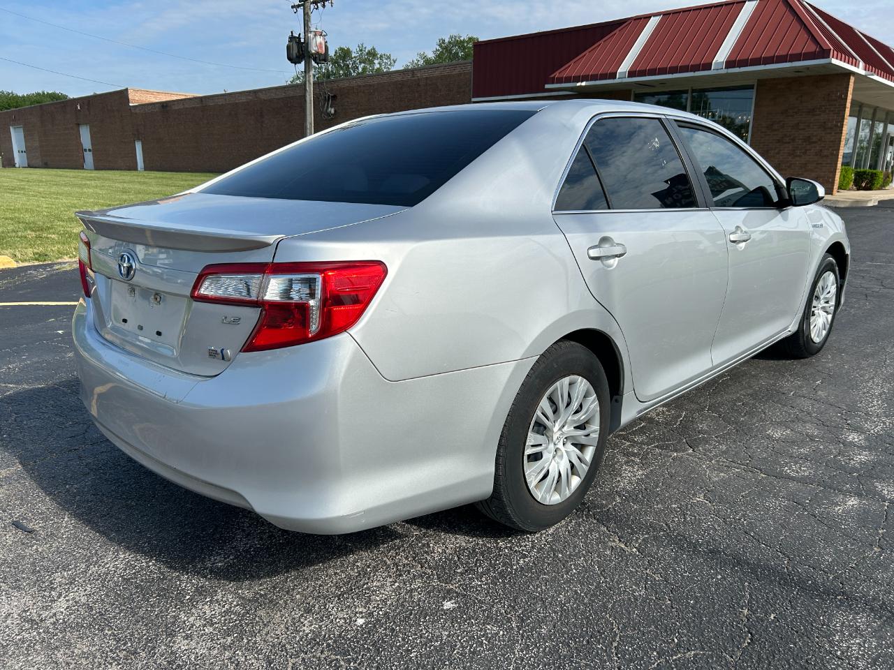 Toyota Camry Hybrid 2014.5 4dr Sdn SE Limited Edition (Natl) 2014